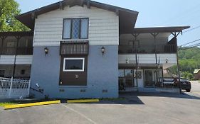 Ski Mountain Lodge